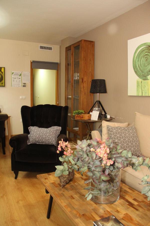 Apartamentos Alcazar De バエサ エクステリア 写真
