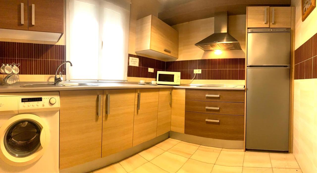 Apartamentos Alcazar De バエサ エクステリア 写真
