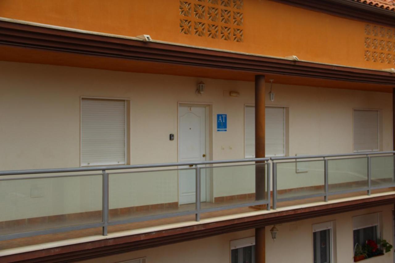 Apartamentos Alcazar De バエサ エクステリア 写真