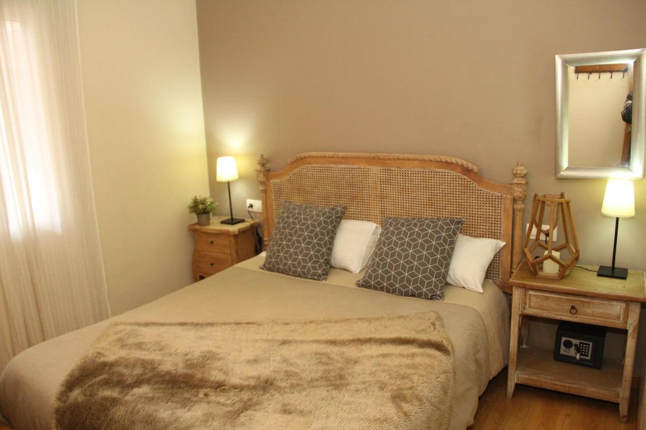 Apartamentos Alcazar De バエサ エクステリア 写真