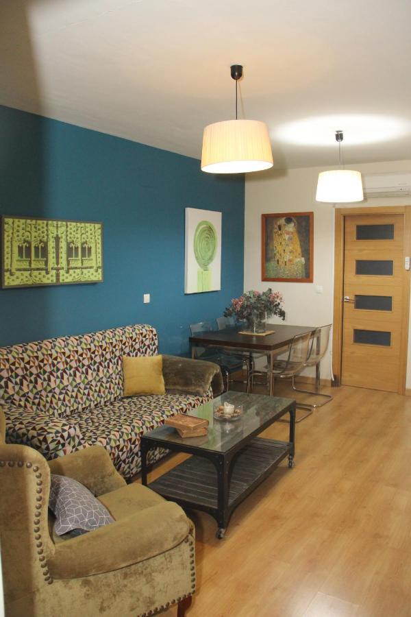 Apartamentos Alcazar De バエサ エクステリア 写真