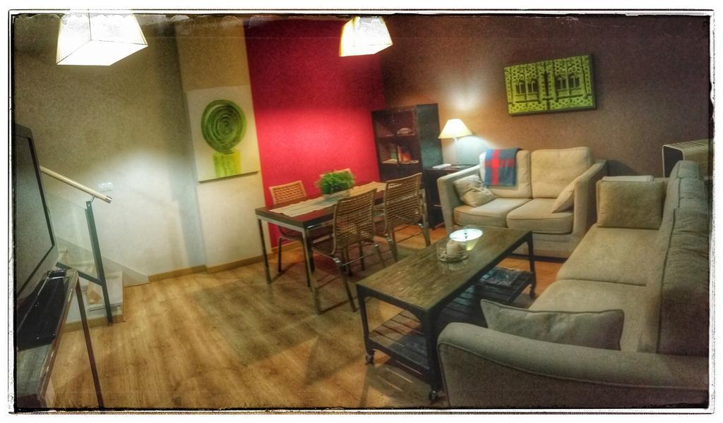 Apartamentos Alcazar De バエサ エクステリア 写真