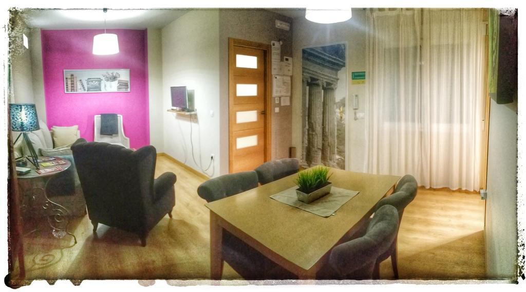 Apartamentos Alcazar De バエサ エクステリア 写真