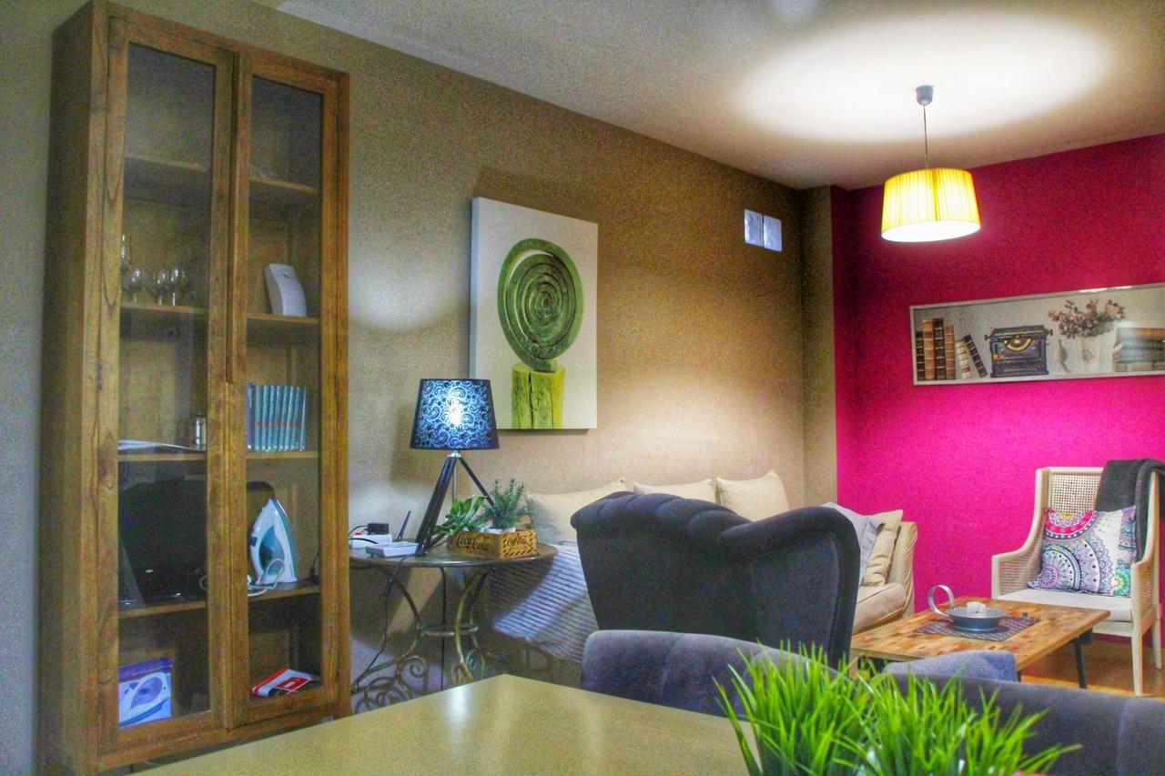 Apartamentos Alcazar De バエサ エクステリア 写真