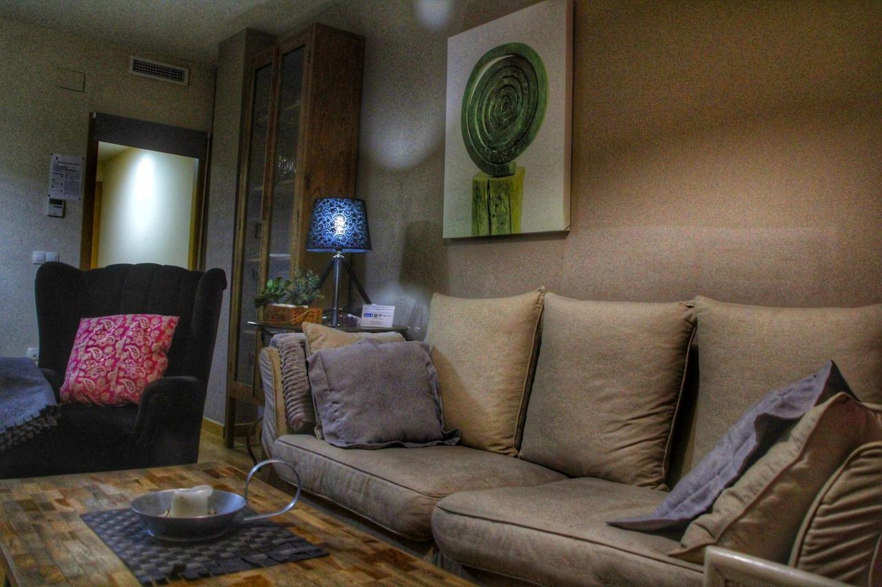 Apartamentos Alcazar De バエサ エクステリア 写真
