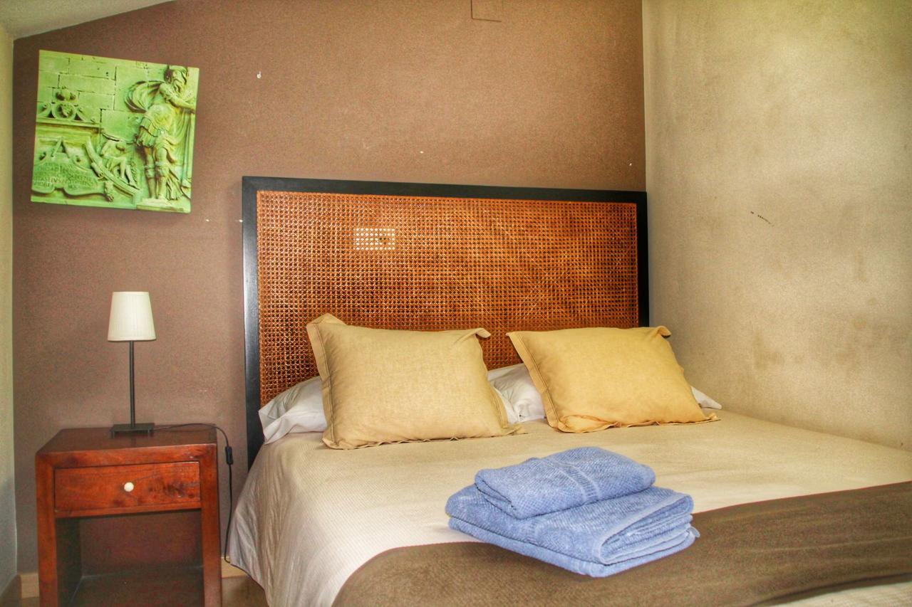 Apartamentos Alcazar De バエサ エクステリア 写真