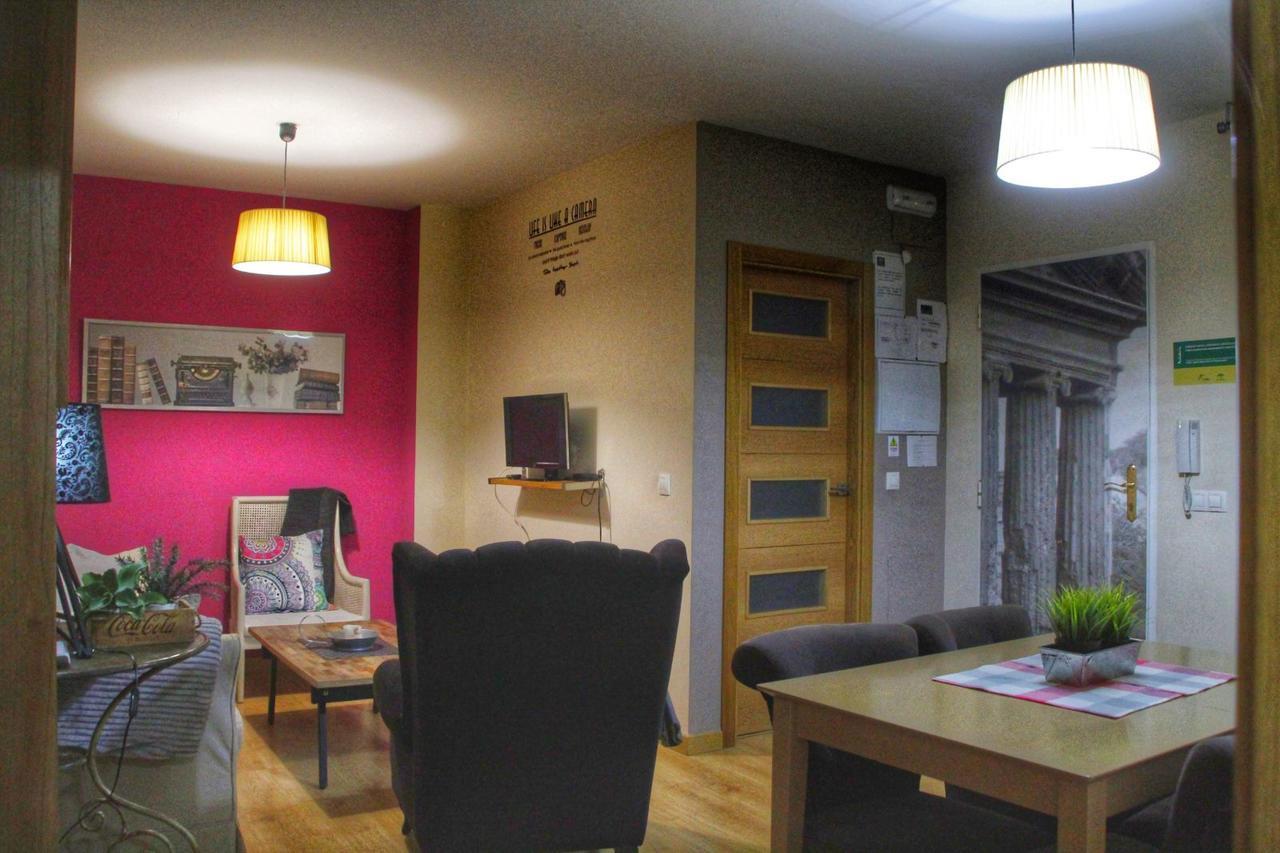Apartamentos Alcazar De バエサ エクステリア 写真