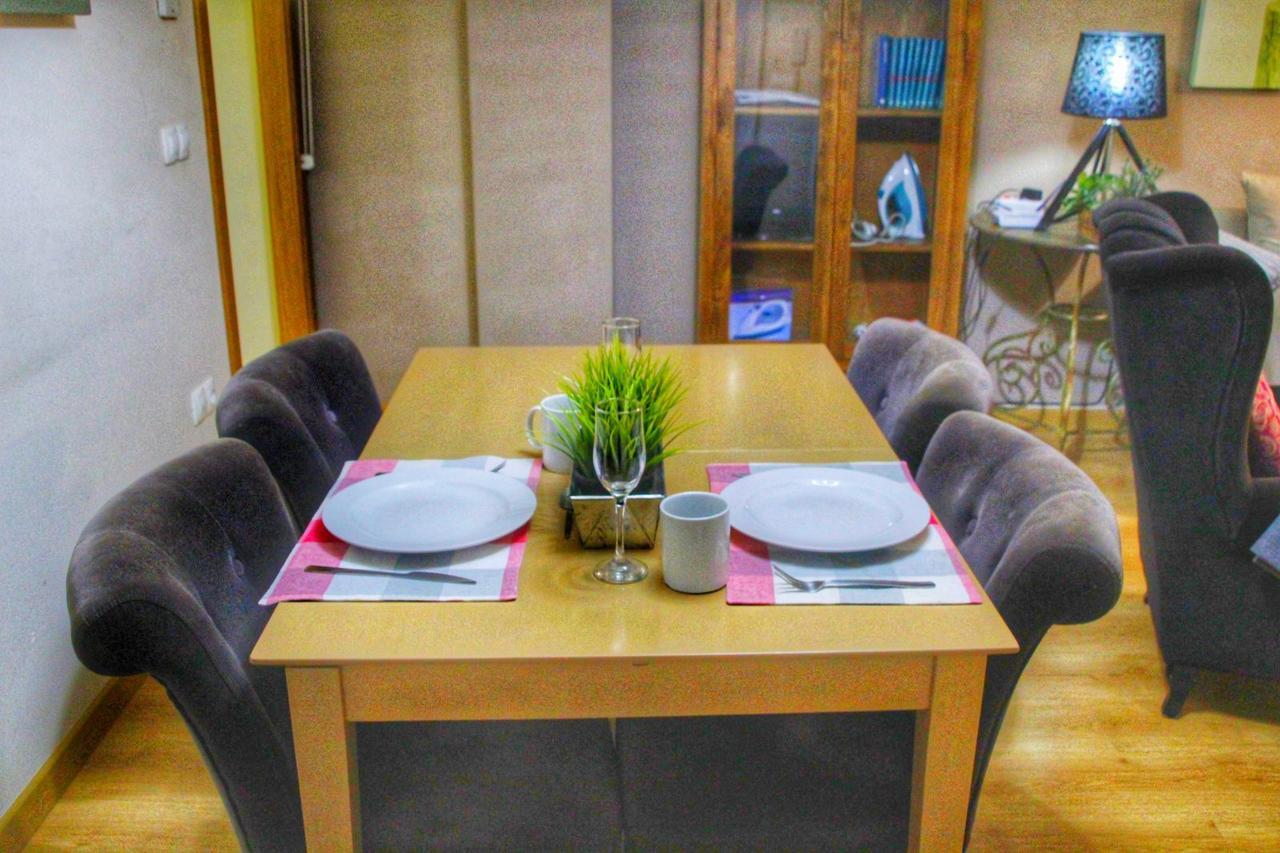 Apartamentos Alcazar De バエサ エクステリア 写真